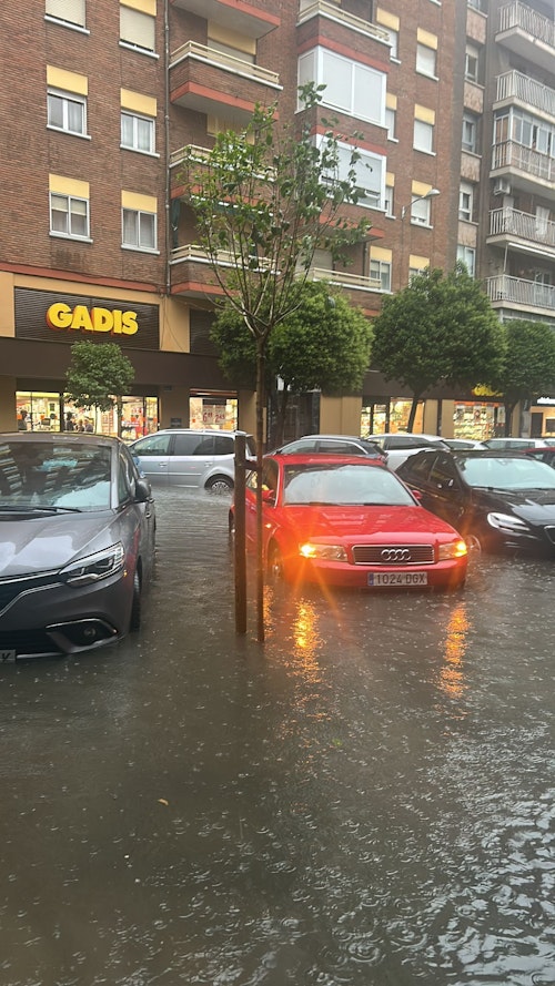 Así te hemos contado la espectacular tormenta que ha anegado Valladolid