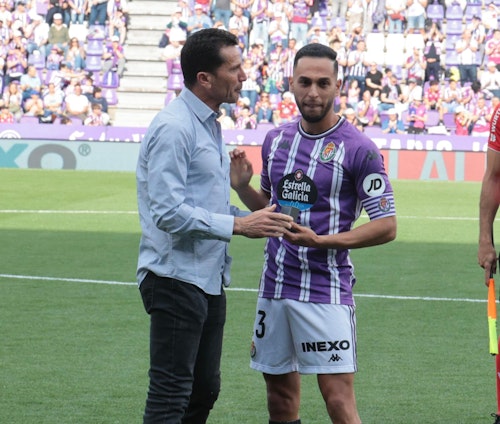El Pucela cae de penalti ante el Alavés, que logra la permanencia en Zorrilla