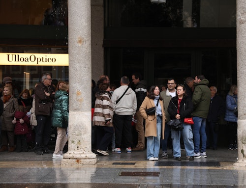 Las iglesias de Valladolid resguardan el Viernes Santo de la lluvia