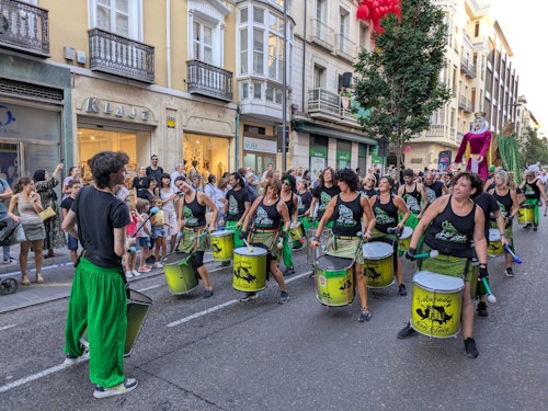 Así te hemos contado el desfile de peñas y el pregón de las fiestas de Valladolid