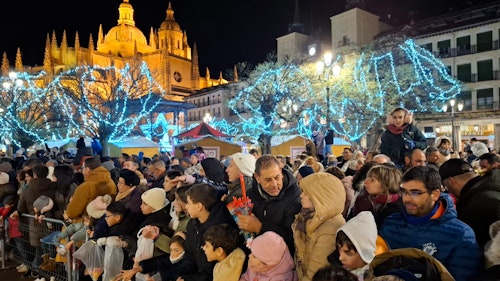Así te contamos la Cabalgata de los Reyes Magos en Segovia