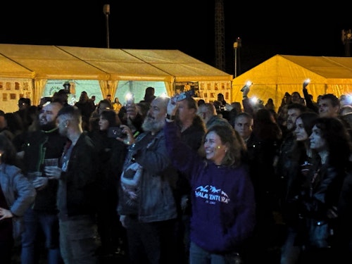 22.000 personas disfrutan de la fiesta en la campa de Villalar