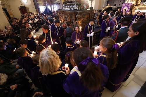 Las iglesias de Valladolid resguardan el Viernes Santo de la lluvia