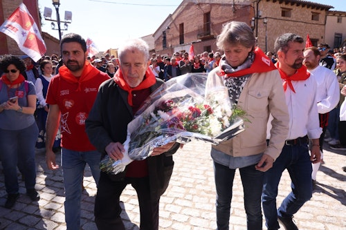 22.000 personas disfrutan de la fiesta en la campa de Villalar