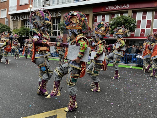 Sigue el gran desfile de Comparsas del Carnaval de Badajoz 2025