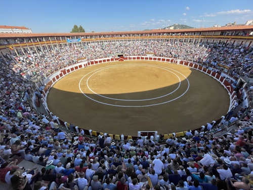 Así hemos narrado el mano a mano entre Talavante y Emilio de Justo en Cáceres