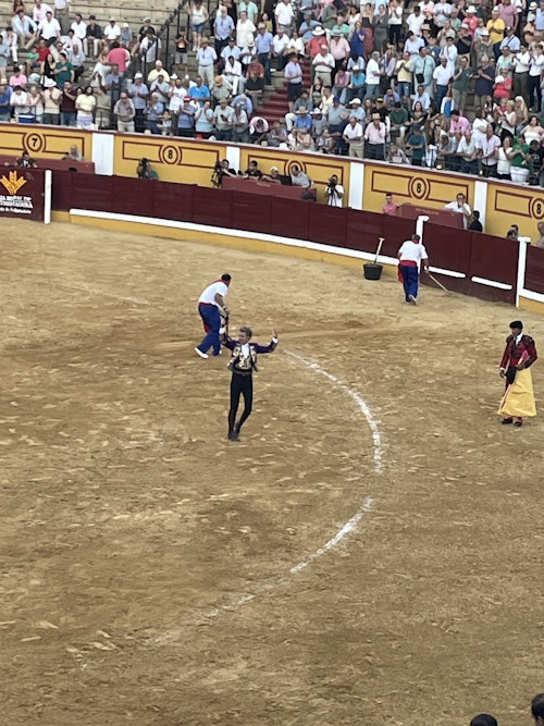 Así hemos narrado la corrida de toros mixta con Mendoza, De Justo y Marín