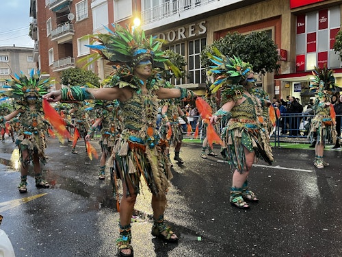 Sigue el gran desfile de Comparsas del Carnaval de Badajoz 2025