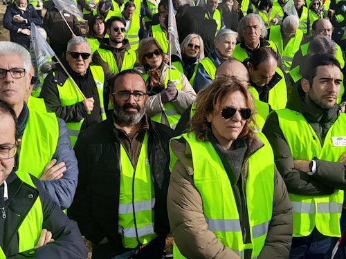 Así hemos narrado la manifestación contra el fin de la central de Almaraz