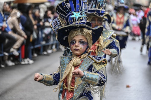 Así hemos contado el desfile infantil de comparsas del Carnaval de Badajoz
