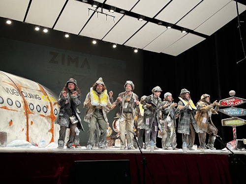 Así narramos la última noche de preliminares de las murgas del Carnaval de Badajoz 2025