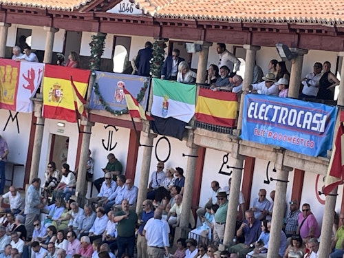 Así hemos narrado el mano a mano entre Talavante y Emilio de Justo en Cáceres