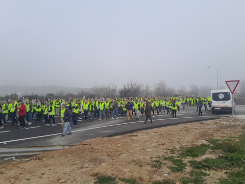 Así hemos narrado la manifestación contra el fin de la central de Almaraz