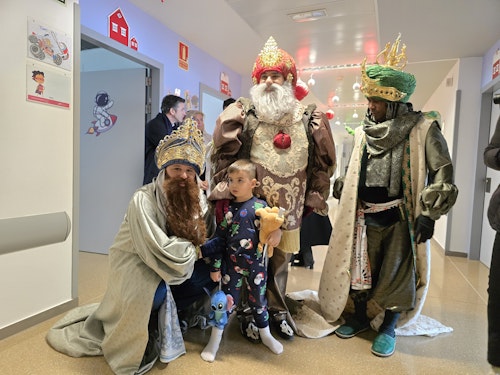 Así hemos contado la Cabalgata de los Reyes Magos en Granada