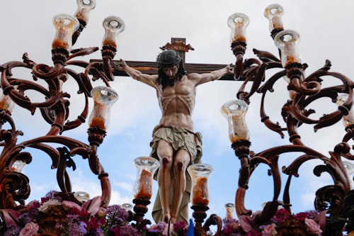 Así hemos contado el Jueves Santo en Granada