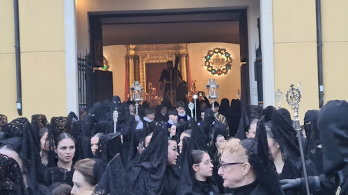 El Rosario de Pasión, suspendida, la Pasión recortada y las Llagas, a la espera