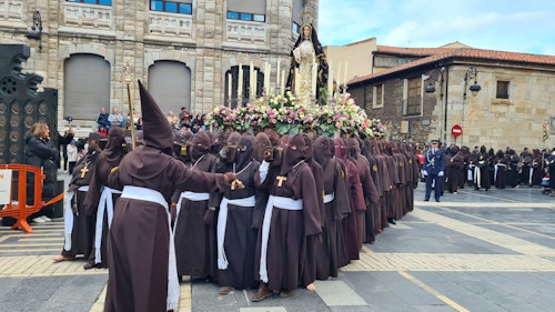 Las procesiones del Martes Santo y el Acto del Perdón en León
