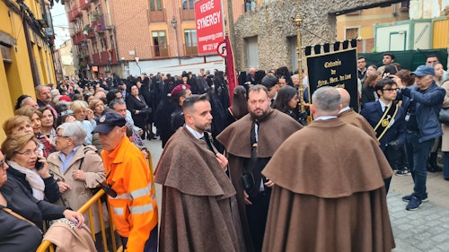 Así te contamos la procesión de la Dolorosa en León