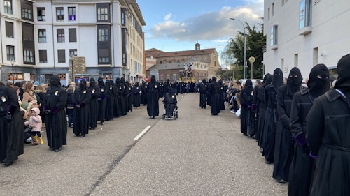 Así vivimos y te contamos toda la jornada del Viernes Santo