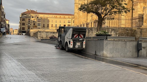 Así te hemos contado el recorrido de pendones, carros engalanados y las Cantaderas en León