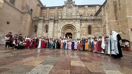 Así te hemos contado en directo una jornada de San Froilán marcada por la lluvia