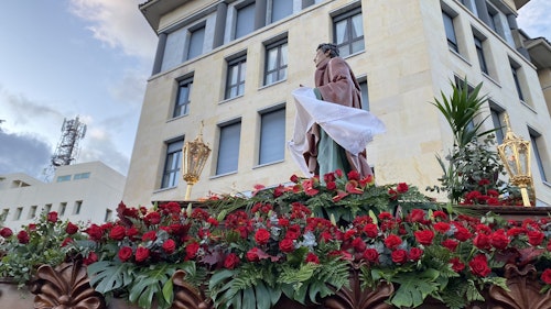 Así vivimos y te contamos toda la jornada del Viernes Santo