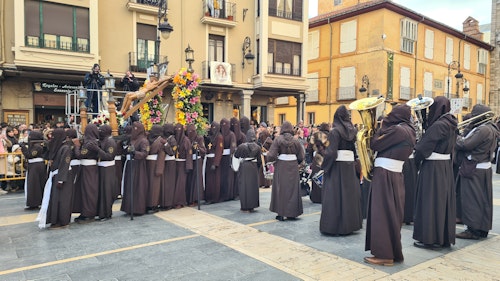 Las procesiones del Martes Santo y el Acto del Perdón en León