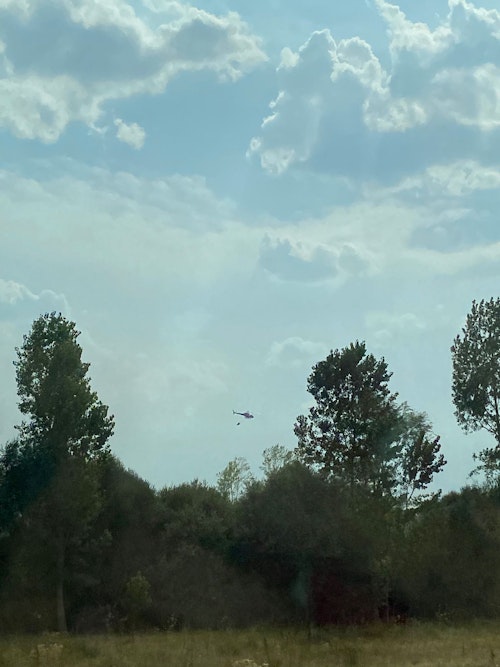 Nuevas evacuaciones por los incendios forestales en Castrocalbón y Anllares sube a nivel 2