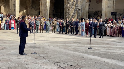 Así te hemos contado el recorrido de pendones, carros engalanados y las Cantaderas en León