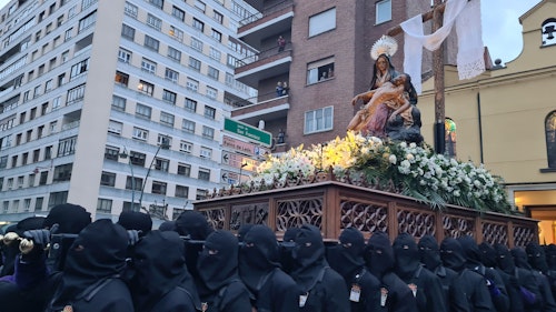 El Rosario de Pasión, suspendida, la Pasión recortada y las Llagas, a la espera