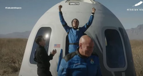 Jesús Calleja viaja al espacio: «Es fantástico. Me dan ganas de llorar»