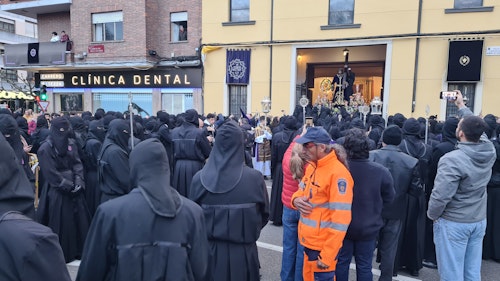 El Rosario de Pasión, suspendida, la Pasión recortada y las Llagas, a la espera