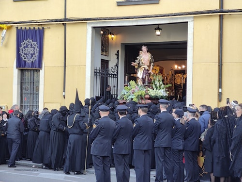 Las procesiones del Martes Santo y el Acto del Perdón en León