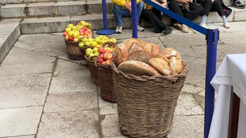Así te hemos contado el recorrido de pendones, carros engalanados y las Cantaderas en León
