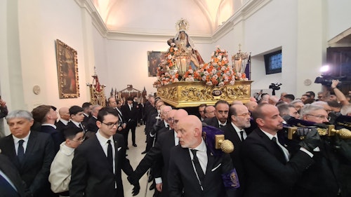 Así te contamos la procesión de la Dolorosa en León