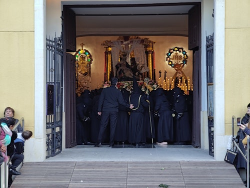 Las procesiones del Martes Santo y el Acto del Perdón en León