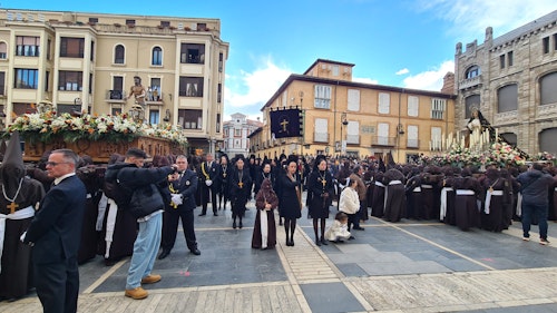 Las procesiones del Martes Santo y el Acto del Perdón en León