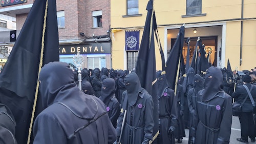 El Rosario de Pasión, suspendida, la Pasión recortada y las Llagas, a la espera