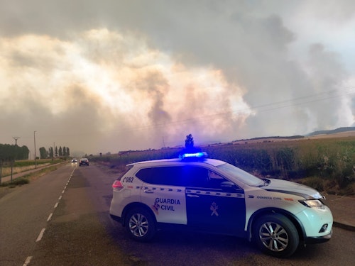 Nuevas evacuaciones por los incendios forestales en Castrocalbón y Anllares sube a nivel 2