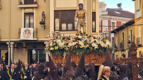 Las procesiones del Martes Santo y el Acto del Perdón en León