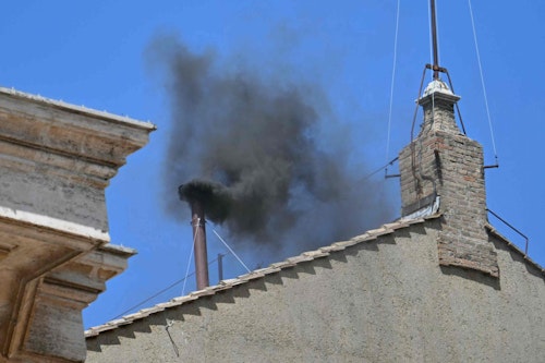 En directo | Fumata blanca, «Habemus Papam»