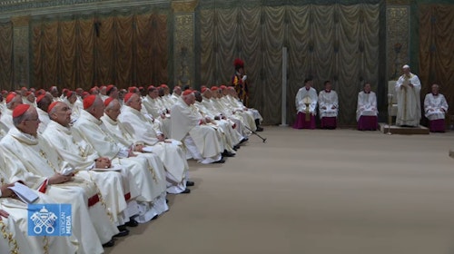 En directo | León XIV a los cardenales, en su primera misa como Papa: «Me habéis llamado para llevar una cruz»