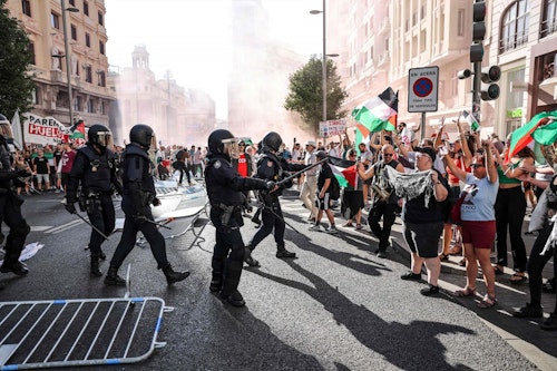 El PSOE responde a Feijóo que las protestas en La Vuelta «honran» la imagen de España