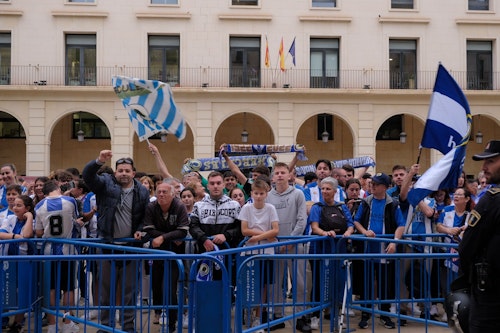 Así te hemos contado la celebración del ascenso del Hércules en el Ayuntamiento