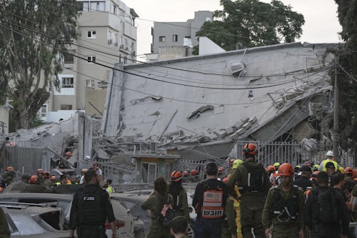 📷 En images – l'Iran frappe Tel-Aviv et Haïfa, au moins 8 morts