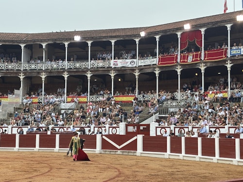 Feria Taurina de Begoña, en Gijón: dos orejas para dos novilleros