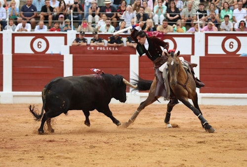 Feria Taurina de Begoña, en Gijón: Diego Ventura y João Telles, primeras Puertas Grandes